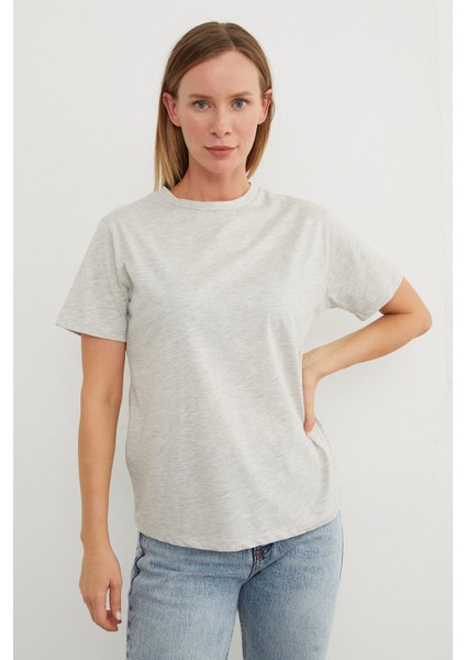 Basic Bisiklet Yaka Tişört indirimleri