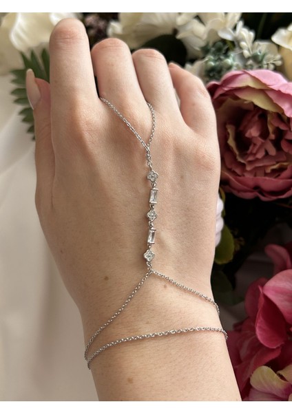 Zirkon Taş Detaylı Silver Şahmeran