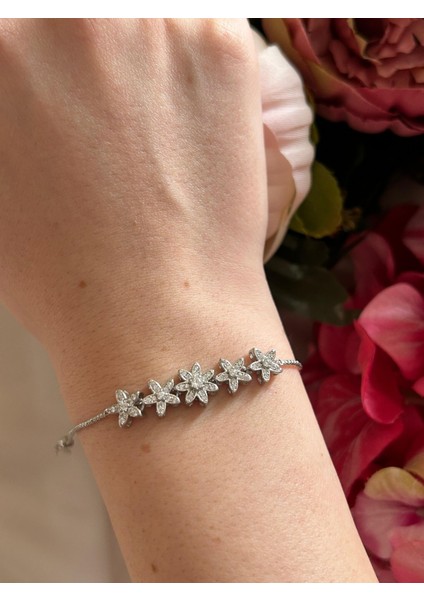 Çiçek Motif Silver Bileklik