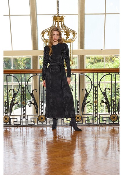 Jakarlı Cupro Elbise