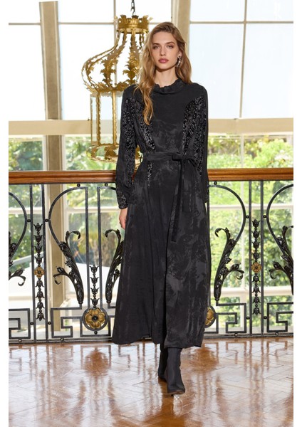 Jakarlı Cupro Elbise modelleri