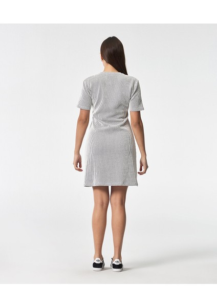 Beşiktaş Kadın Elbise 8525300T3 indirimleri