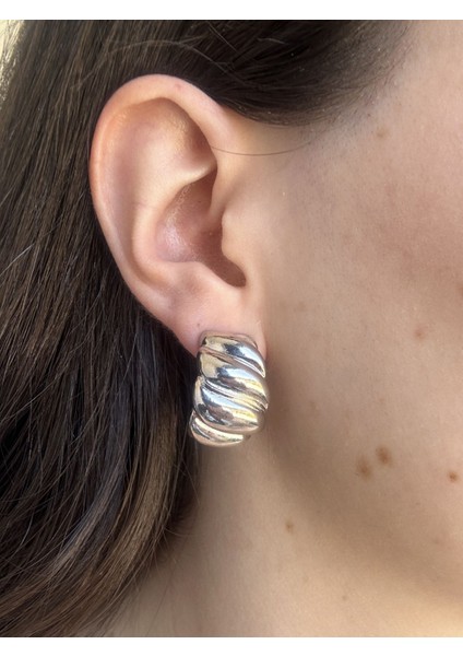 Dalgalı Bombe Küpe