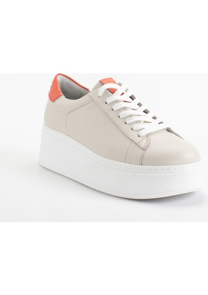 Kadın Gri Bağcıklı Kalın Tabanlı Deri Sneaker modelleri