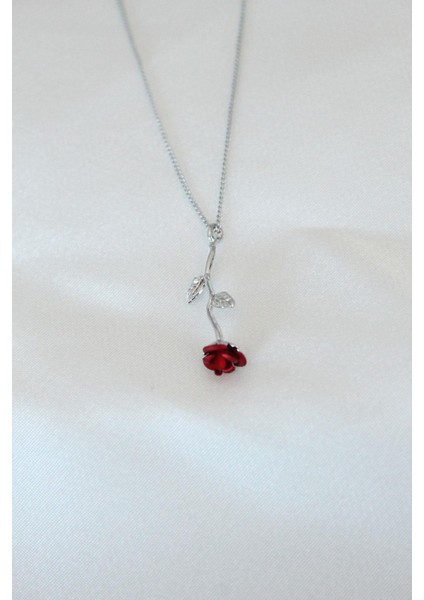 Gümüş Kaplama Kırmızı Gül Figürlü Kadın Kolye - PRT3500EB00169