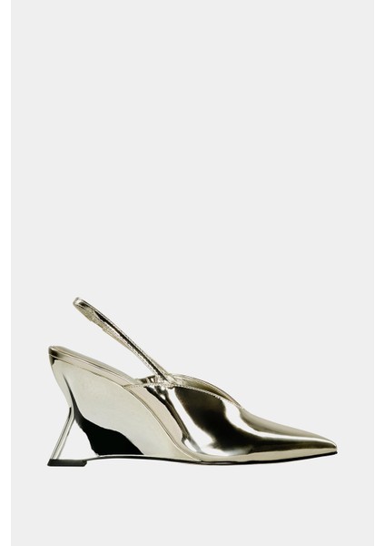 The Trendygurl Slingback Wedge Kadın Şampanya Dolgu Topuk Sandalet