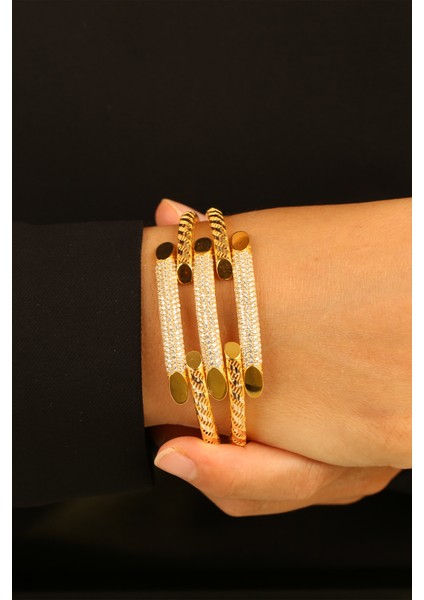 3 Sıra Taşlı Kaburga Kelepçe Altın Bilezik CGKKLP0160 fiyatları