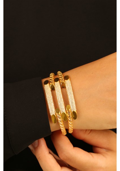 3 Sıra Taşlı Kaburga Kelepçe Altın Bilezik CGKKLP0160 modelleri