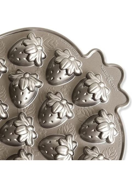 Ware Çilek Yama Isırıkları Pan fiyatları