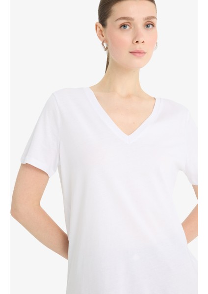 Regular Fit V Yaka Basic Düz Penye Kısa Kollu Tişört F4208AXNS