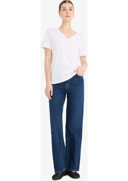 Regular Fit V Yaka Basic Düz Penye Kısa Kollu Tişört F4208AXNS fiyatları