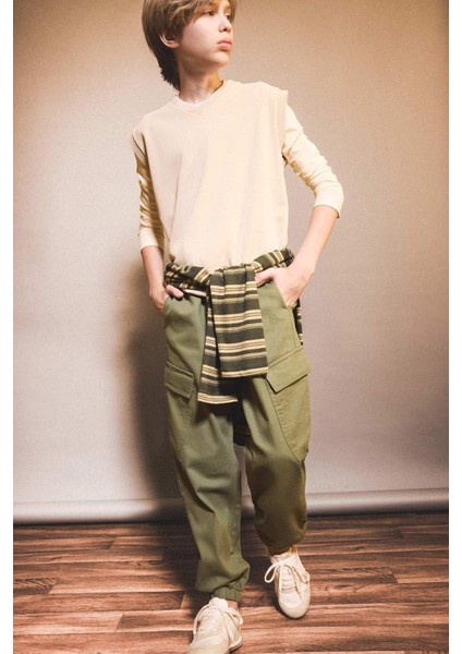 Erkek Çocuk Jogger Fit Gabardin Pantolon F1970A825AU