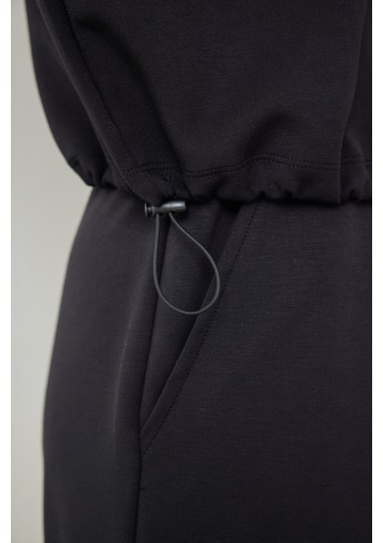 Siyah Silky Feel Dik Yaka Crop Sweatshirt