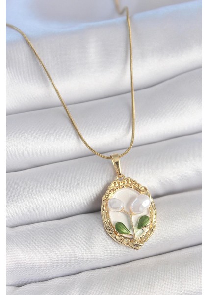 316L Çelik Gold Renk Zincir Beyaz Mineli Incili Çiçek Işlemeli Portre Model Kadın Kolye - PRT3500EB05801