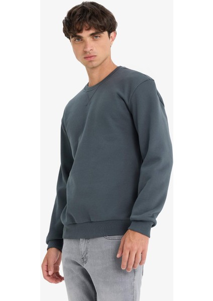 Regular Fit Bisiklet Yaka Basic Düz Kalın Sweatshirt fırsatları