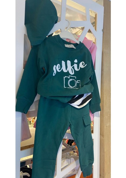 Selfie Baskılı 3’lü Çocuk Takım (Sweatshirt + Eşofman + Bere) – Petrol Yeşili fırsatları