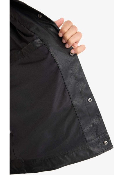 Su İtici Regular Fit Çıtçıtlı Suni Deri İç Cepli Ceket Mont F9779AX25WN