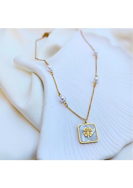 İnci Detaylı Yonca Gold Çelik Kolye fiyatları