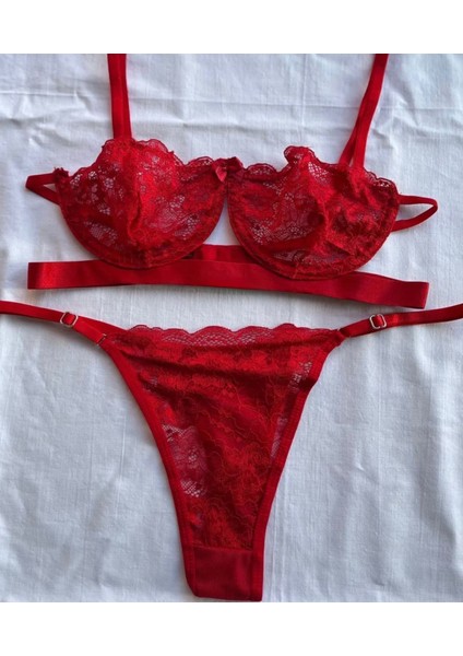 Kırmızı Dantelli Iç Çamaşır Takımı modelleri