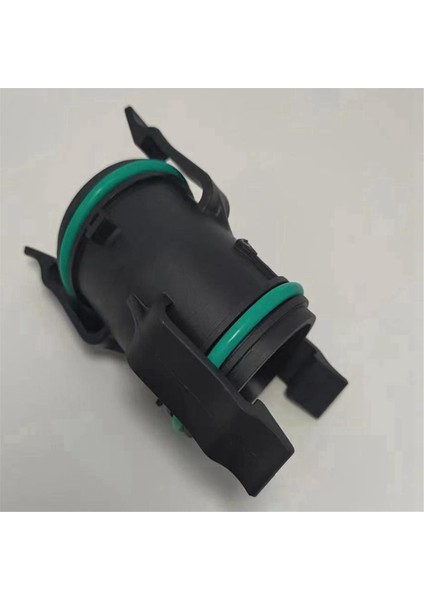 Turboşarj Basınç Borusu Braket Konektörü Eklemi A3 A4 A4 A5 A5 Q2 Q3 Golf Jett Polo Octavia 04E145875C/G (Yurt Dışından) modelleri