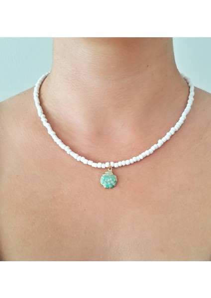 Yeşil Deniz Kabuklu Kolye