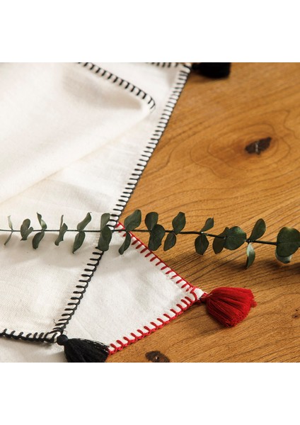 ORADEA PÜSKÜLLÜ RUNNER SİYAH 45X145 modelleri