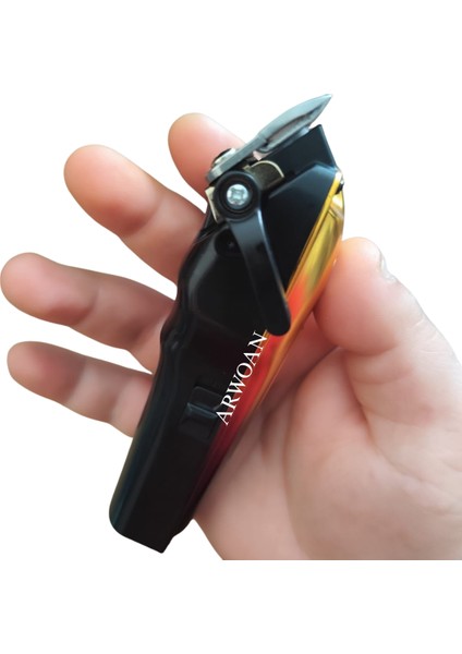 Profesyonel Kablosuz Saç Kesme Makinesi - Seramik Titanyum Bıçak, Dijital Ekran, USB Şarj ve Limit Tarağı Seti fiyatları