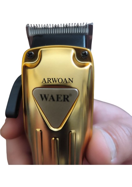 Profesyonel Kablosuz Saç Kesme Makinesi - Seramik Titanyum Bıçak, Dijital Ekran, USB Şarj ve Limit Tarağı Seti modelleri