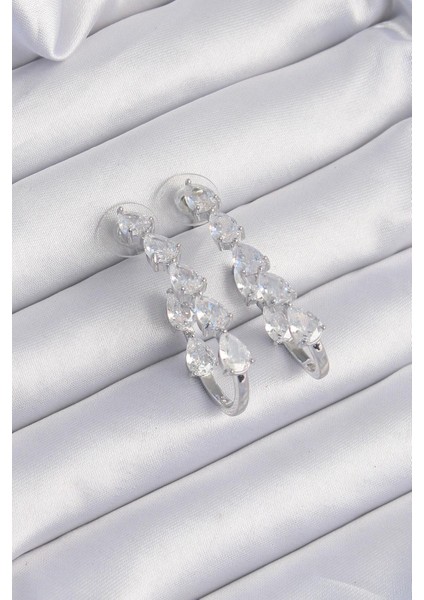 Pirinç Gümüş Renk Damla Zirkon Taş Tasarımlı Küpe - PRT3500EB01926 modelleri