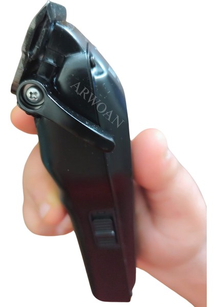 Profesyonel Kablosuz Saç Sakal Traş Makinesi - LED Ekran, 6500 Rpm Hız, Uzun Süreli Kullanım ve Şarj Bilgisi fırsatları