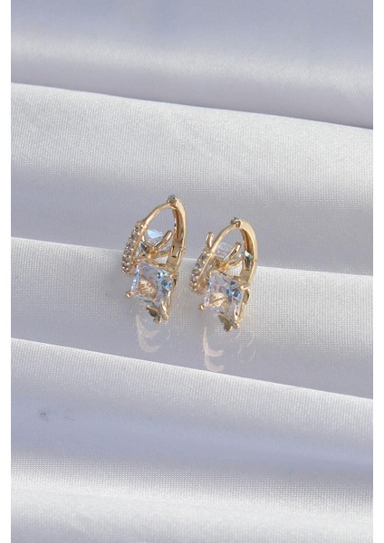 Pirinç Gold Renk Iri Zirkon Taşlı Kıvrımlı Minimal Kelebekli Halka Küpe - PRT3500EB02017 modelleri