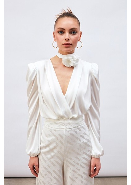 Kruvaze Saten Bodysuit - Ekru modelleri