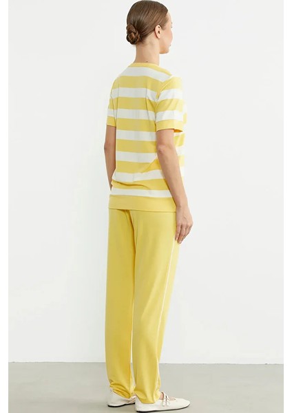 Rahat Kalıp Çizgili Pantolon Takım - Sarı