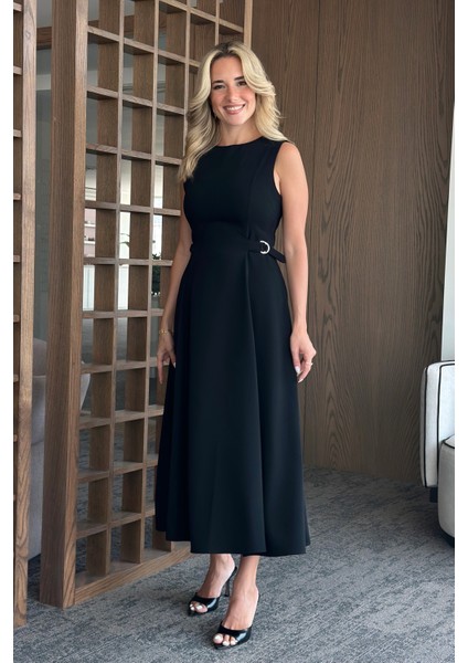 Siyah Bel Kemer Detaylı Elbise - 2313