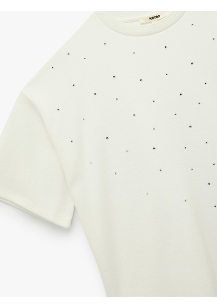 Kısa Kollu Bisiklet Yaka Taş Detaylı Tişört modelleri