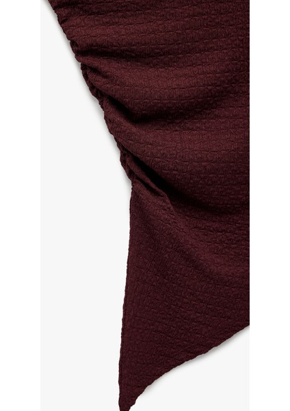 Slim Fit Asimetrik Bisiklet Yaka Bürümcük Kolsuz Tişört indirimleri