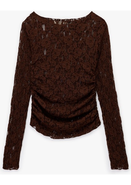 Yarı Transparan Uzun Kollu Kayık Yaka Dantel Bluz