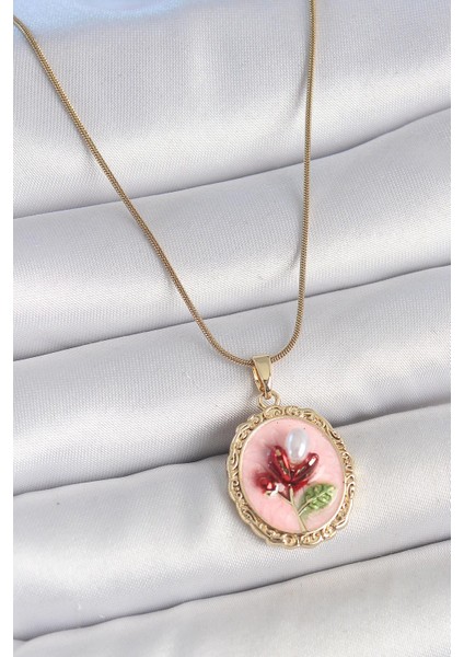 316L Çelik Gold Renk Zincir Pembe Mineli Incili Çiçek Işlemeli Portre Model Kadın Kolye - PRT3500EB05809