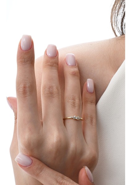 Gümüş Altın Yaldızlı Zirkon Taşlı Stella Parıltılı Yüzük SGTL12882GOLD