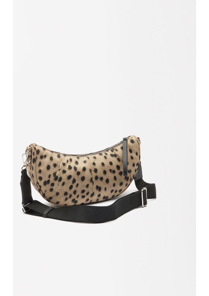 Desenli Kumaş Aksesuarlı Çapraz Çanta fırsatları