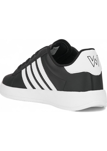 035 Genç Sneaker modelleri