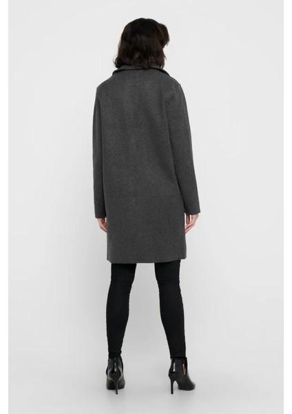 Kadın Onlcarrıe Çift Cepli Düğmeli Kaban 15213300 Koyu Gri indirimleri