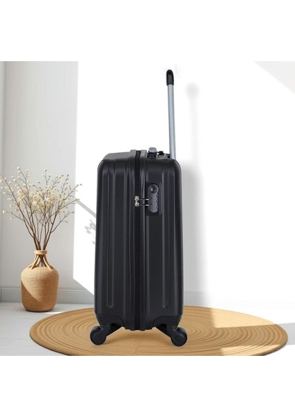 Ruby Seri Kabin Boy Valiz 57x34x25 cm ABS Darbeye Dayanıklı Şifreli Kilitli 360° Döner Tekerlek