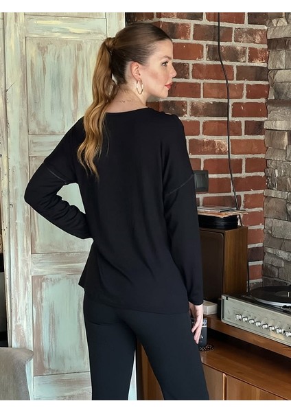 Yakası Gold Aksesuarlı Bluz fırsatları