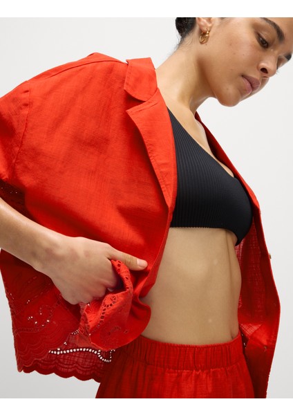 Saf Pamuklu Broderie Yaka Düğmeli Plaj Gömleği