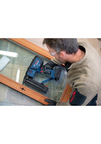 Gnh 18V-50 M 2x8.0 Ah Procore Ahşaba Çivi Çakma Makinası fırsatları