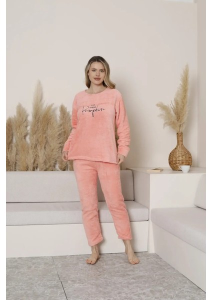 Kadın Peluş Pijama Takımı