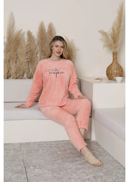 Kadın Peluş Pijama Takımı fiyatları