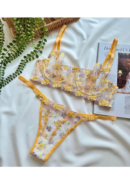 Kadın Sarı Dantelli Nakışlı Iç Çamaşır Takımı