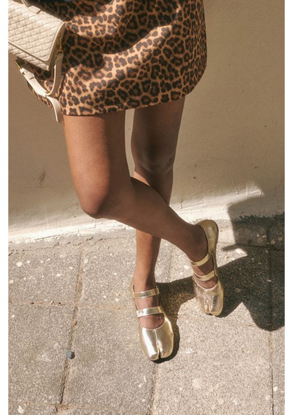 Babet 2525 - Parmak Arası Çift Bantlı Gold Kadın Babet